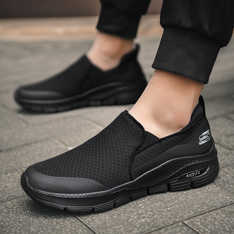 skeechers slip ons