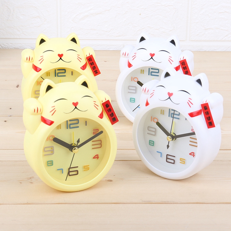 lucky cat clock