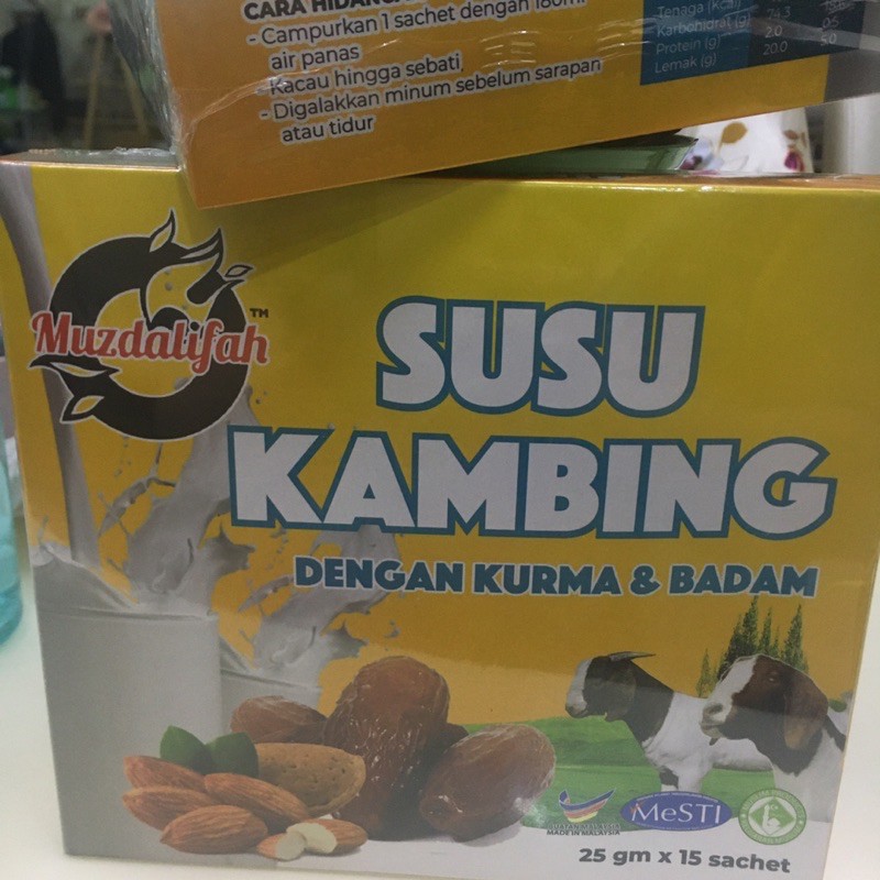 Mudzalifah Susu Kambing dengan Kurma dan Badam