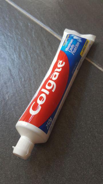 Colgate Toothpaste 250g Fresh Cool Mint Great Regular 