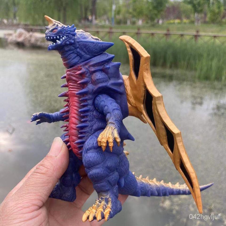 Ultraman Fit Beast Mass Obmance King Monster Doll Boy Toy Movable Model ...