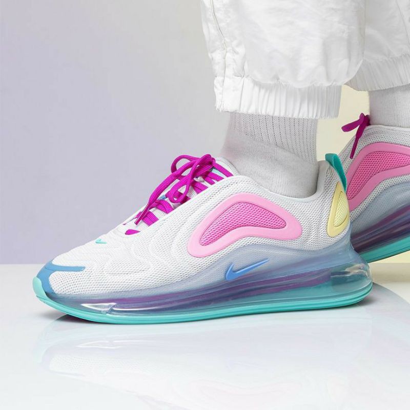 air max 720 pastel