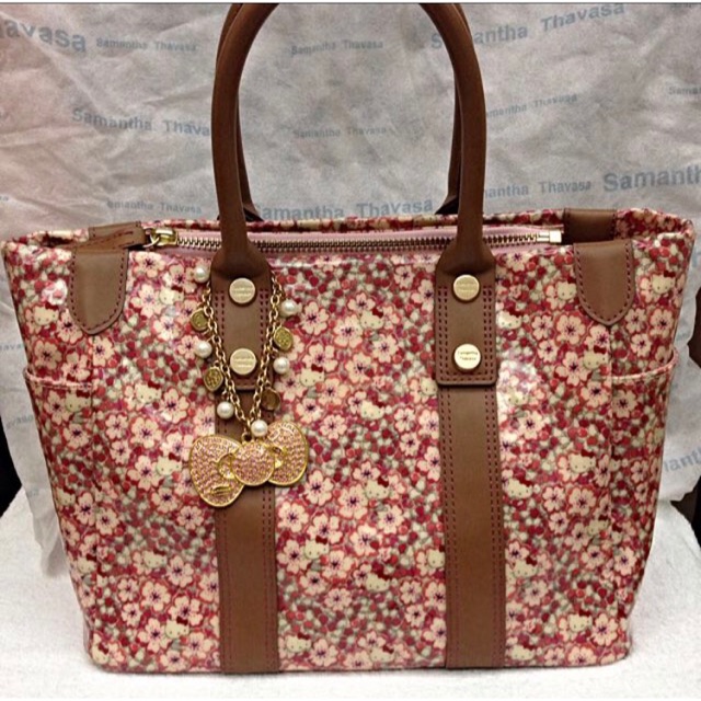 samantha thavasa hello kitty bag