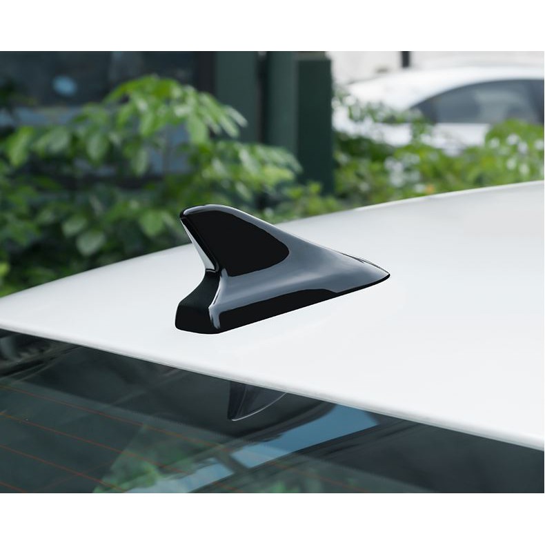 Auto Pearl Shark Fin Signal Receiver Antenna - O.E. Crystal Black Pearl  Color for - Civic: Amazon.in: Car & Motorbike
