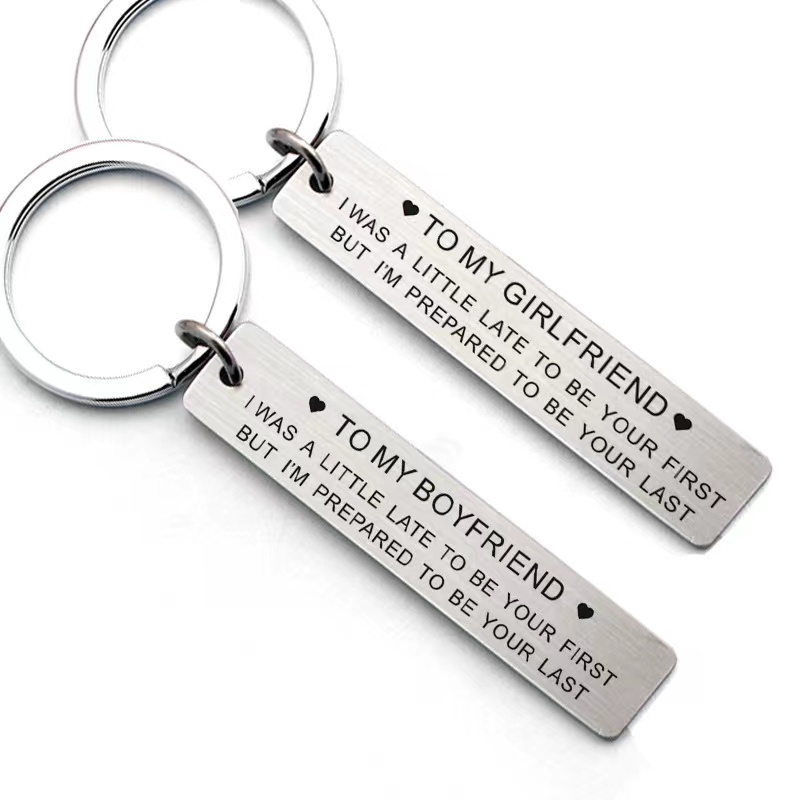 [Coisíní] Couple Gifts Men and Women Friends Birthday Gifts Stainless Steel Keychain Boyfriend Gifts Girlfriend Gifts Valentine's Day Companion Gifts Couple Memorial Jewelry