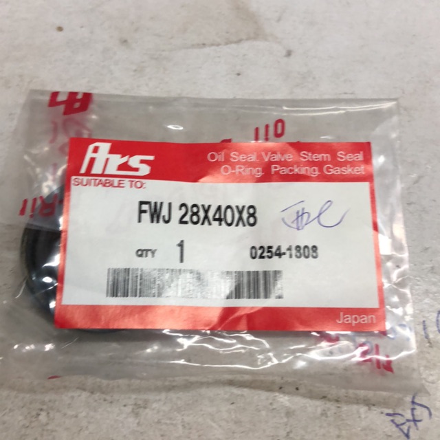 28-40-8 RXZ CRANK OIL SEAL ARS. | Shopee Malaysia