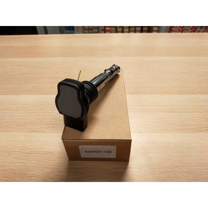 OEM AUDI/VOLKSWAGEN IGNITION COIL JETTA,GOLF,BETLEE,A4,A6 (06A905115D
