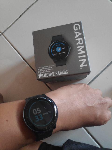 vívoactive 3 music gps