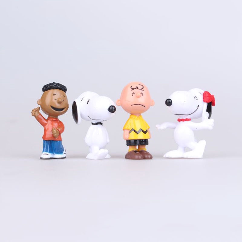 Peanuts Charlie Brown Snoopy Lucy Franklin 12 Figure Cake Topper Play