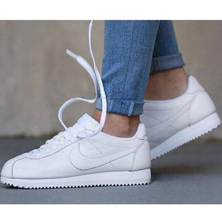 white nike cortez womens outfit