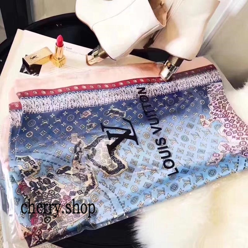 jogger Bliver til at klemme LV Louis Vuitton Scarf 2019 spring and summer series explosion scarf |  Shopee Malaysia