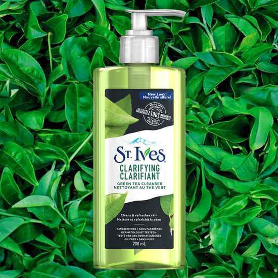 ST. IVES CLARIFYING CLARIFIANT GREEN TEA CLEANSER 200ML (EXP 11/2023