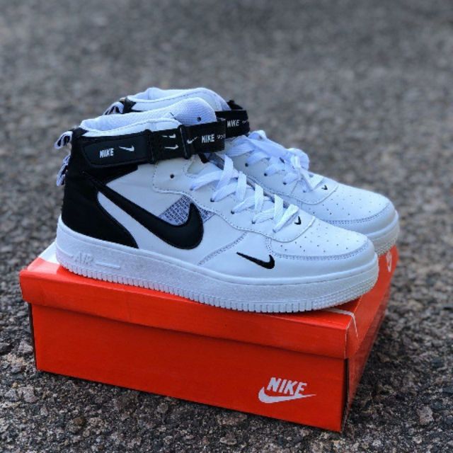 التدخل جرف دفع nike white high cut 