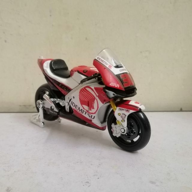 Takaaki Nakagami 30 LCR Honda Maisto 1:18 MOTOGP 2019 Motorcycle Diecast Model 