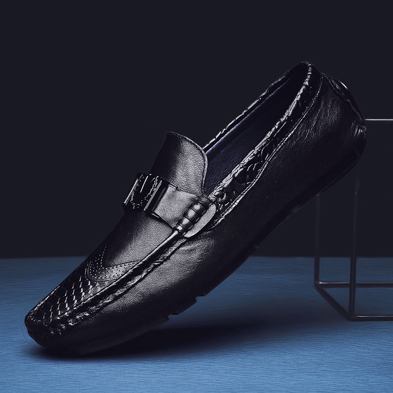 Italian Armani Men's Shoes Top Layer Cowhide Peas Shoes Men's Casual  Leather Shoes Business Formal Wear Slip-on Trendy | Shopee Malaysia