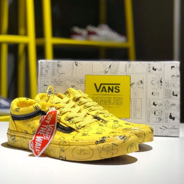 vans old skool snoopy yellow
