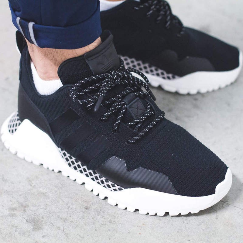 adidas primeknit 1.4