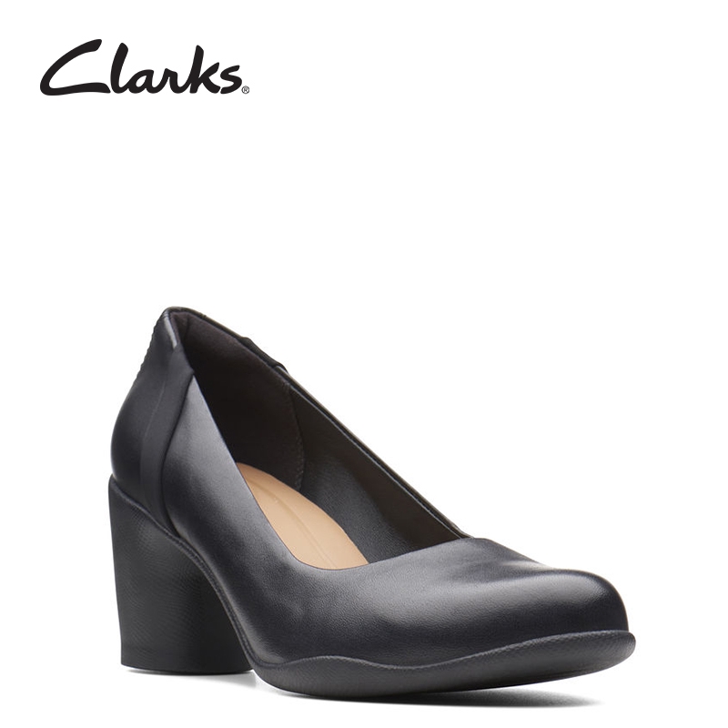 un rosa step clarks