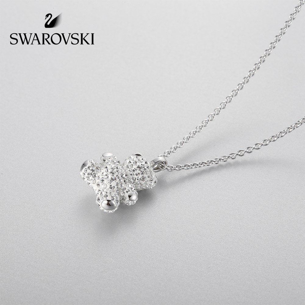 swarovski teddy pendant