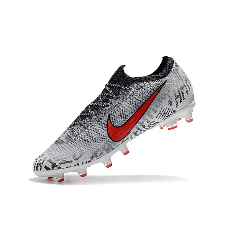 nike shhh boots