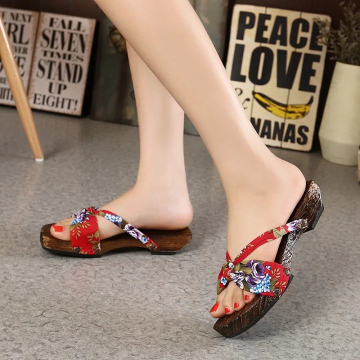 Kimono clogs slippers retro style female one word home home wooden floor drag Japanese style COS Chinese style wooden sh