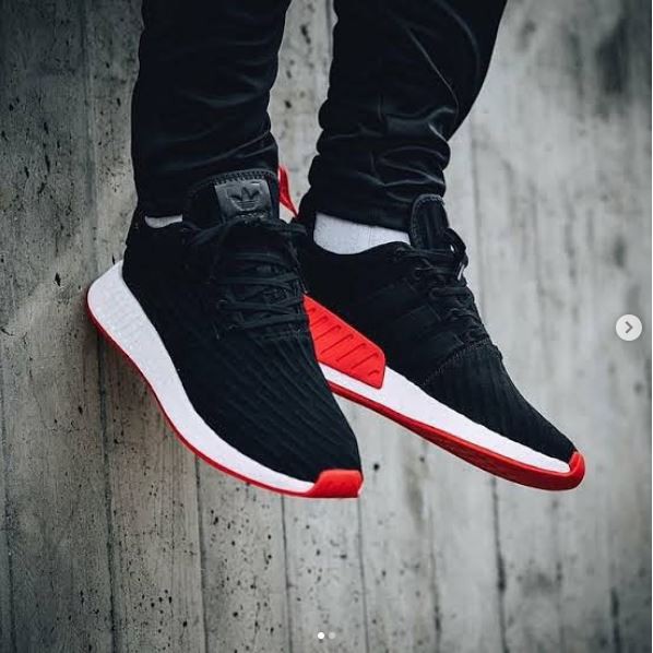 adidas nmd r2 black red