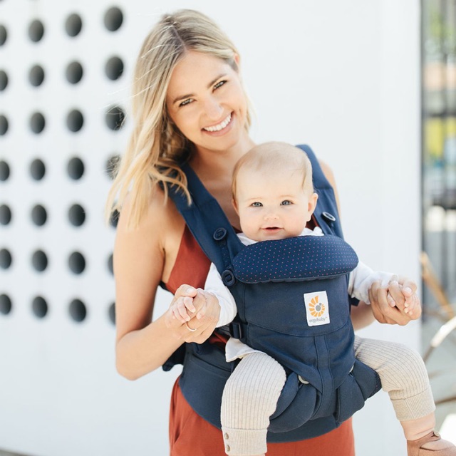 ergobaby navy mini dots