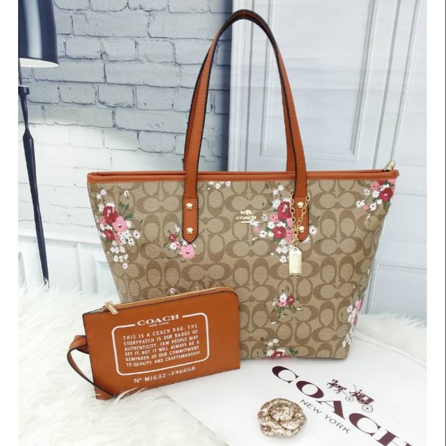coach flower tote bag
