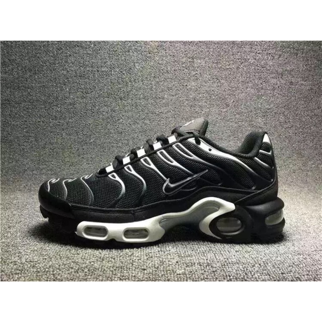 nike air max txt plus