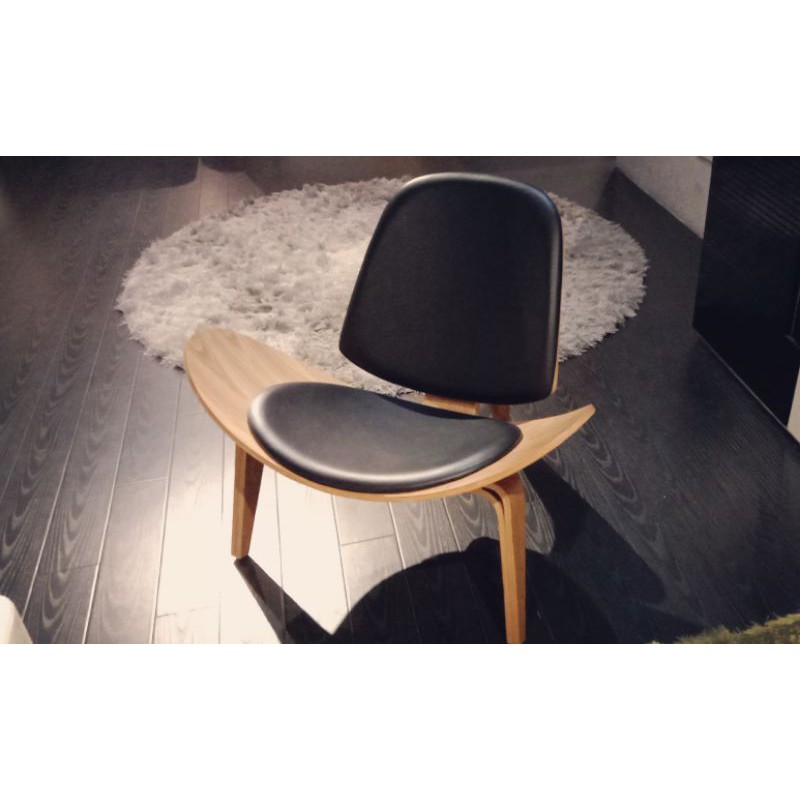 (Online Exclusive Sales Item) Designer chair/ Relaxing chair