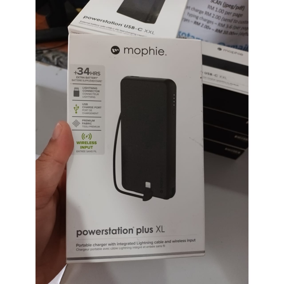 (ORIGINAL) Powerbank brand Mophie (CLEARANCE STOCK) Powerstation PLUS