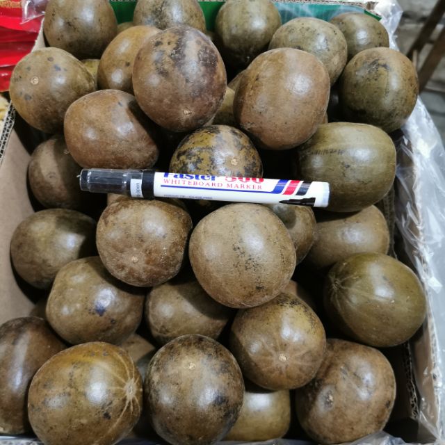 大羅漢果 俗稱 神仙果 是葫蘆科多年生藤本植物 其葉心形 雌雄異株 夏季開花 秋天結果 原產於中國南部 Shopee Malaysia