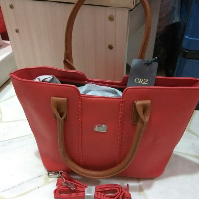 cr2 sling bag
