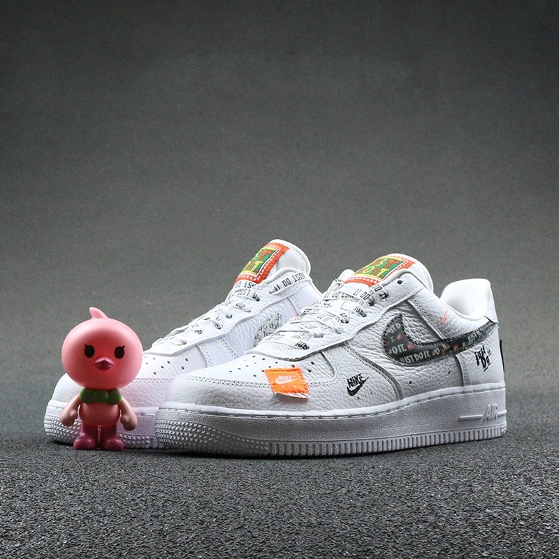 air force 1 just do it on feet