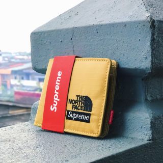 north face supreme wallet