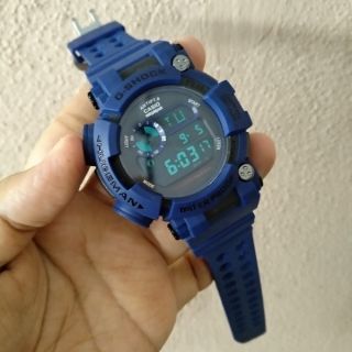 g shock huge man