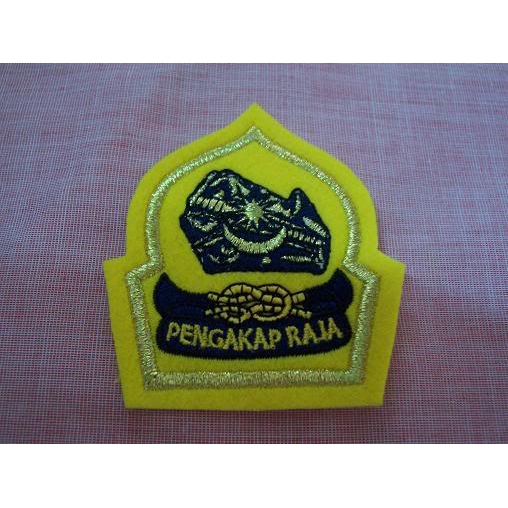 Malaysia Royal Headgear 1st Issue - King Scout Badge ( Pengakap Raja ...