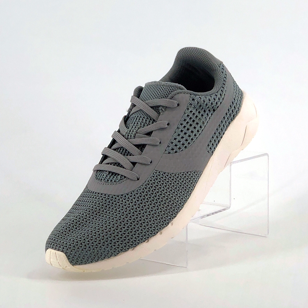 ln training shoes