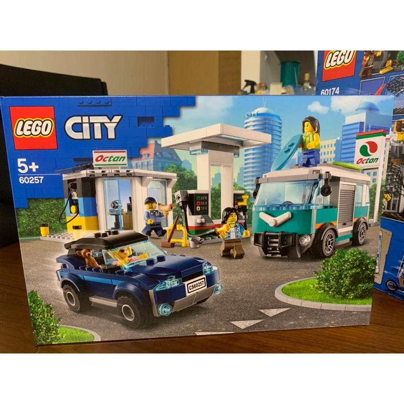 lego city 60257