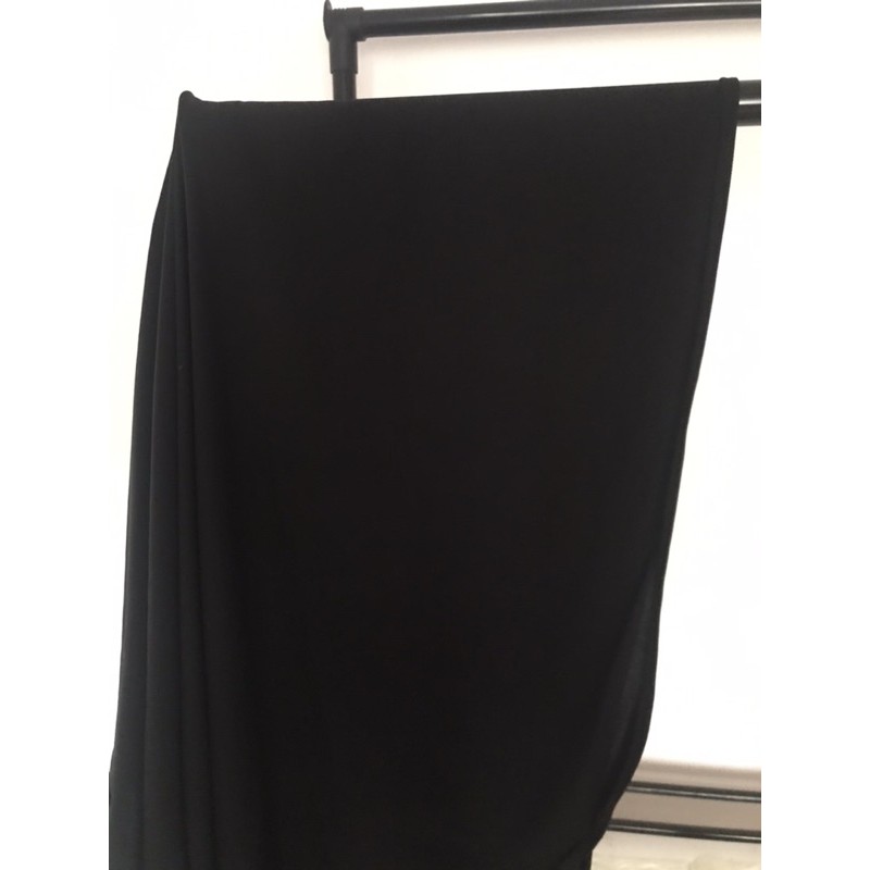 shawl satin hitam