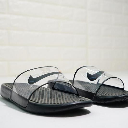 nike benassi off white