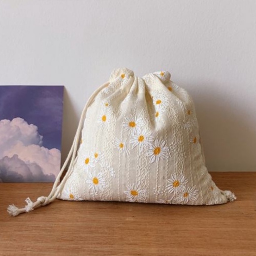 Gift organizer daisy pouch drawstring mini storage bag woman-sarah