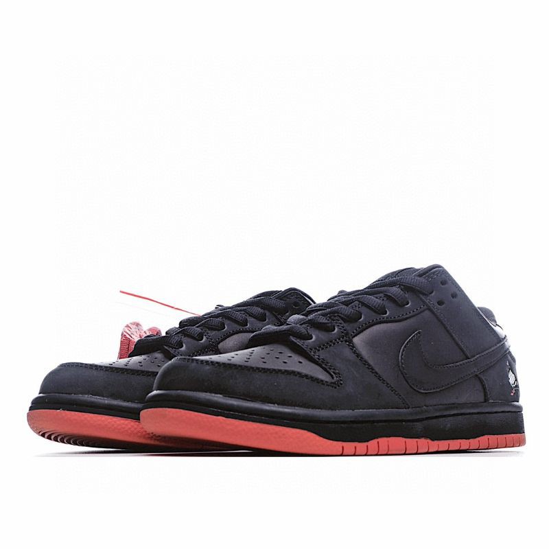 sb dunk low black pigeon