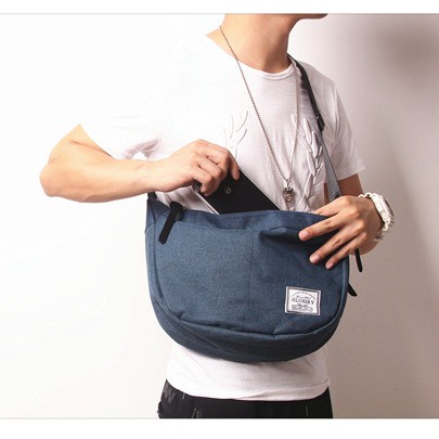 glosiry sling bag