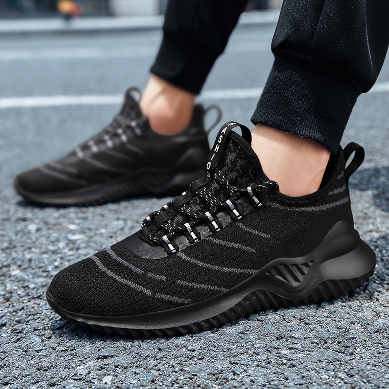 wide toe box trainers