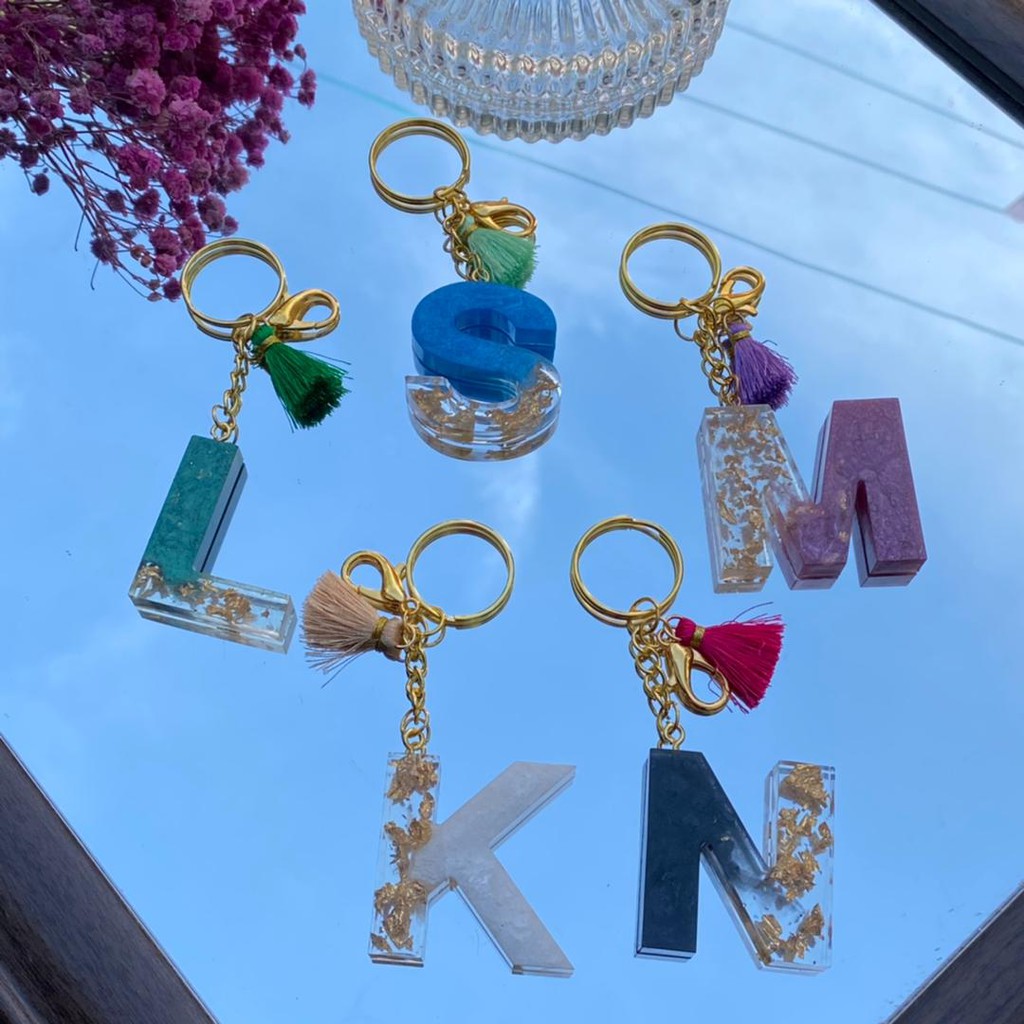 Alphabet Keychain Resin (classic) Shopee Malaysia