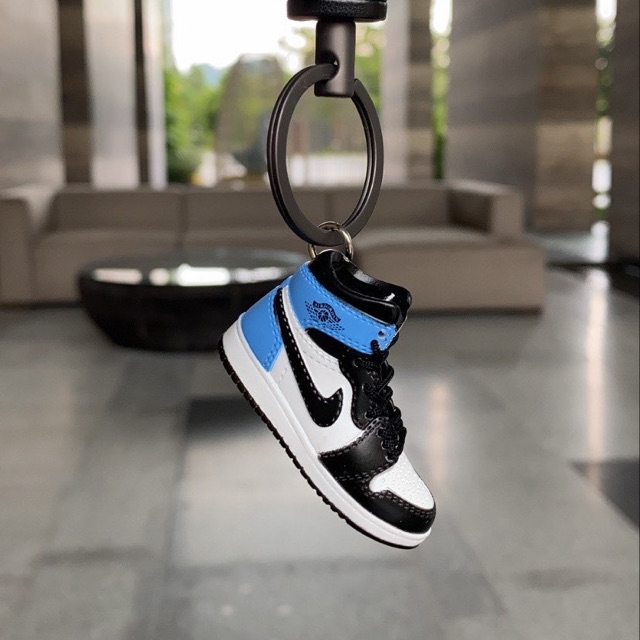 jordan 1 keyring