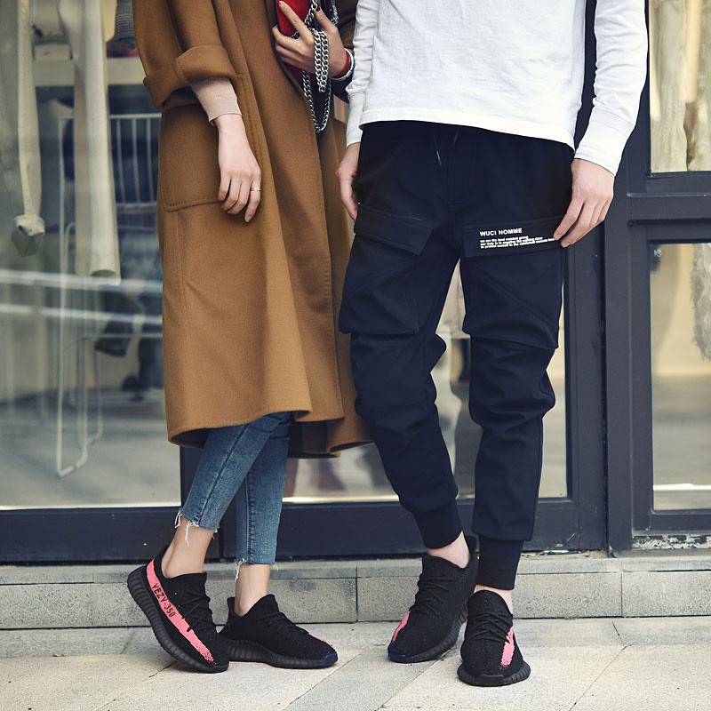 yeezy shoes women black