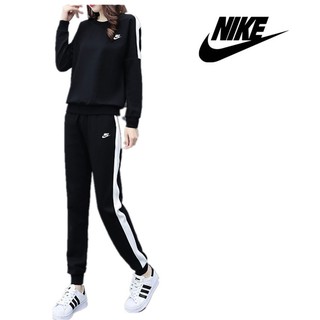 white nike jogging suit womens