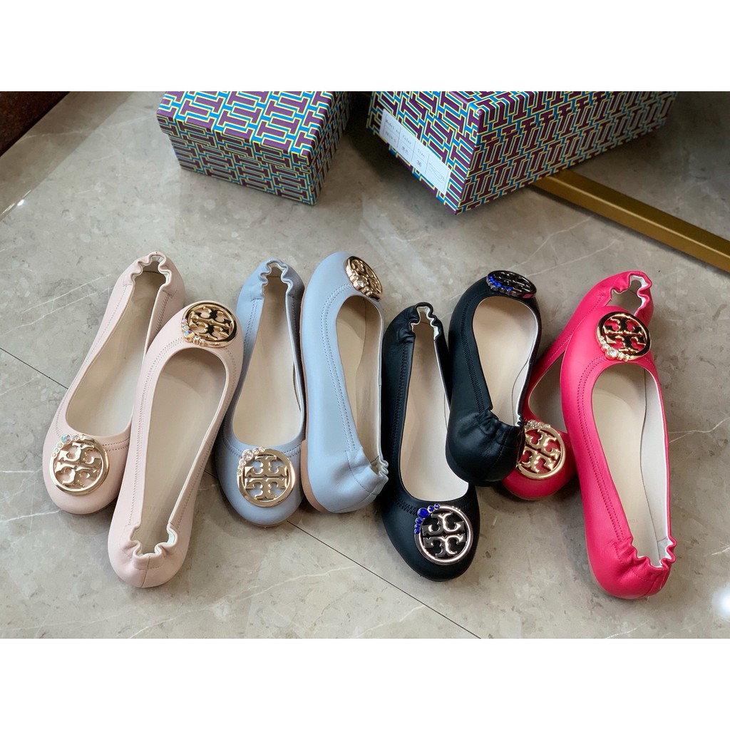 tory burch wide shoes